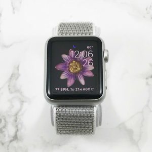 Apple Watch Series 2 38mm Silver Aluminum with Silver Nylon Loop GPS 7/10